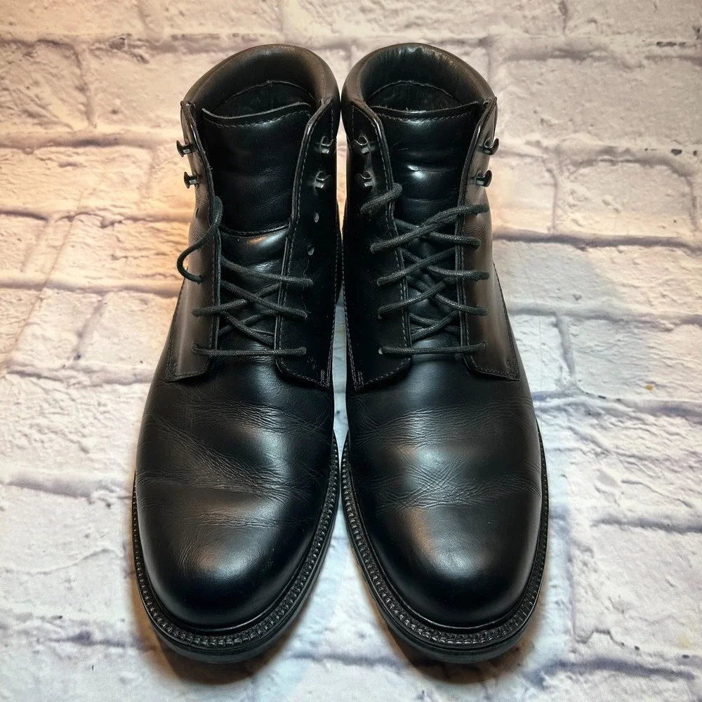 Cole Haan Chukka Boots Mens 9M Black Leather Lace Up Comfort Ankle Lug Sole READ